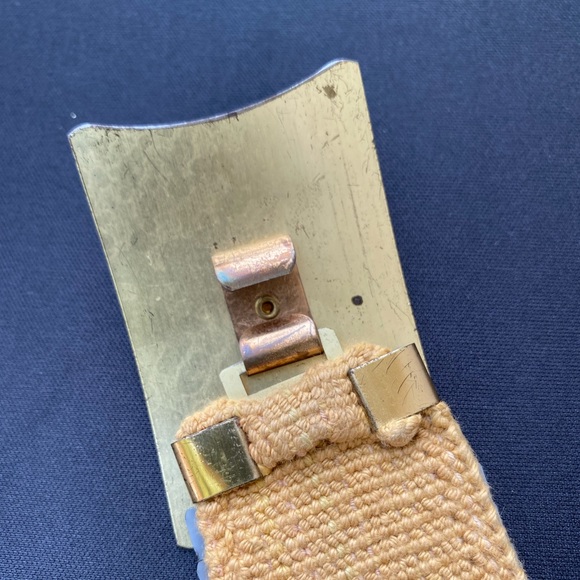 Vintage Gold Stretch Belt - Picture 5 of 13